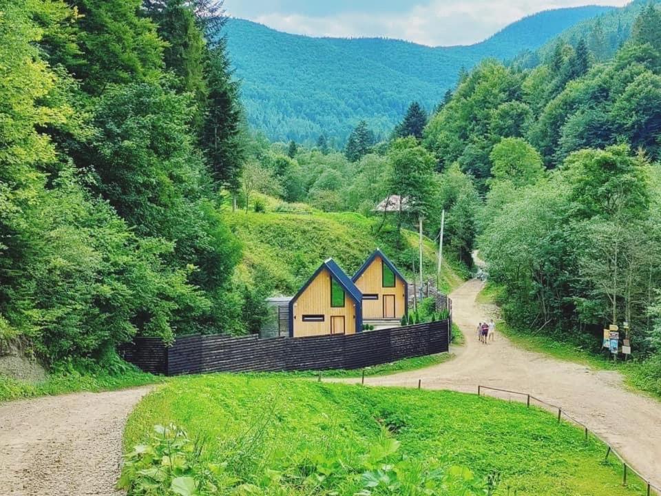 BagriWood Lodges  Яремча Экстерьер фото